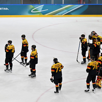 Enttäuschung für das deutsche Eishockey-Team gegen Lettland - Foto: Peter Kneffel/dpa