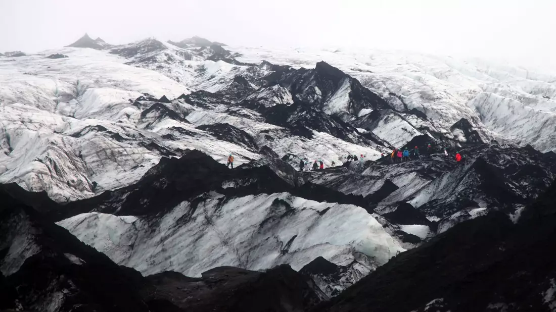 Für die Gletscher ist das wachsende Besucherinteresse ein zweischneidiges Schwert (Archivbild) - Bild: Manuel Meyer/dpa-tmn