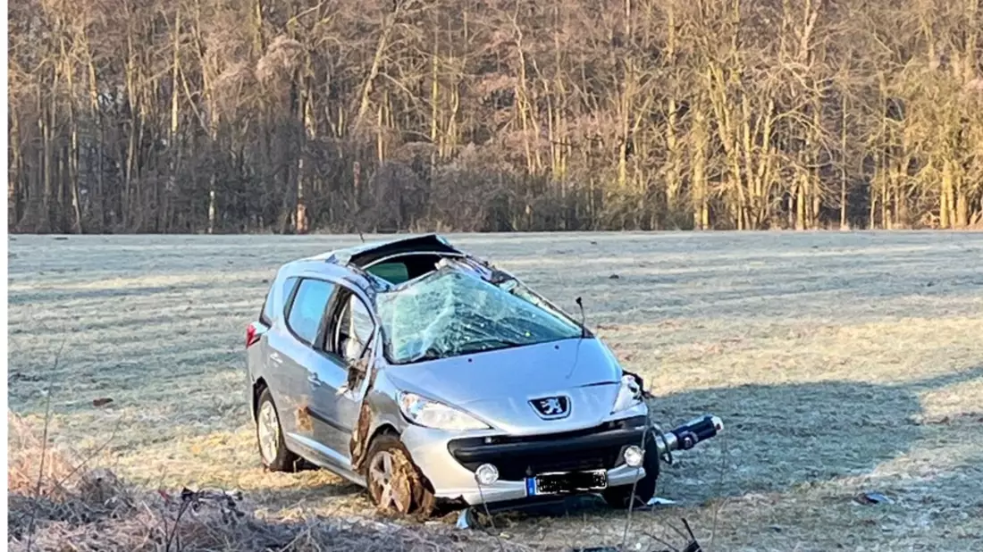 POL-HX: Verkehrsunfall mit schwerverletzter Person - Bild: presseportal.de