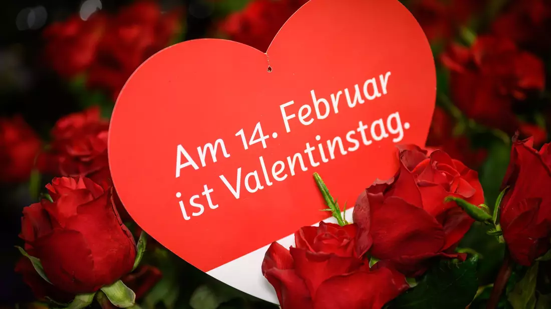 Der Valentinstag ist auch in Norwegen besonders. (Symbolbild) - Bild: Patrick Pleul/dpa