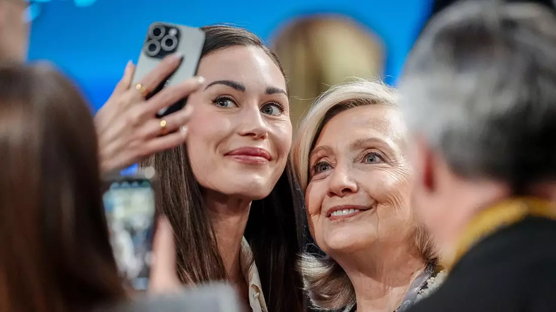 Sanna Marin und Hillary Clinton - Bild: Kay Nietfeld/dpa
