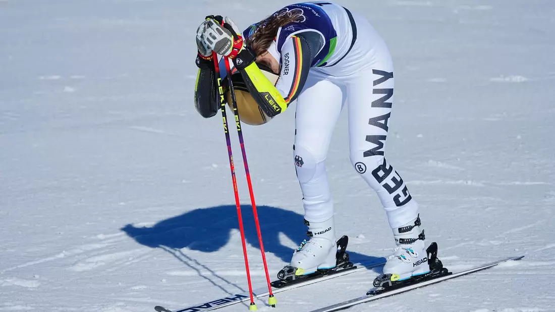 Geknickt nach dem fehlerhaften Finale: Lena Dürr. - Bild: Michael Kappeler/dpa