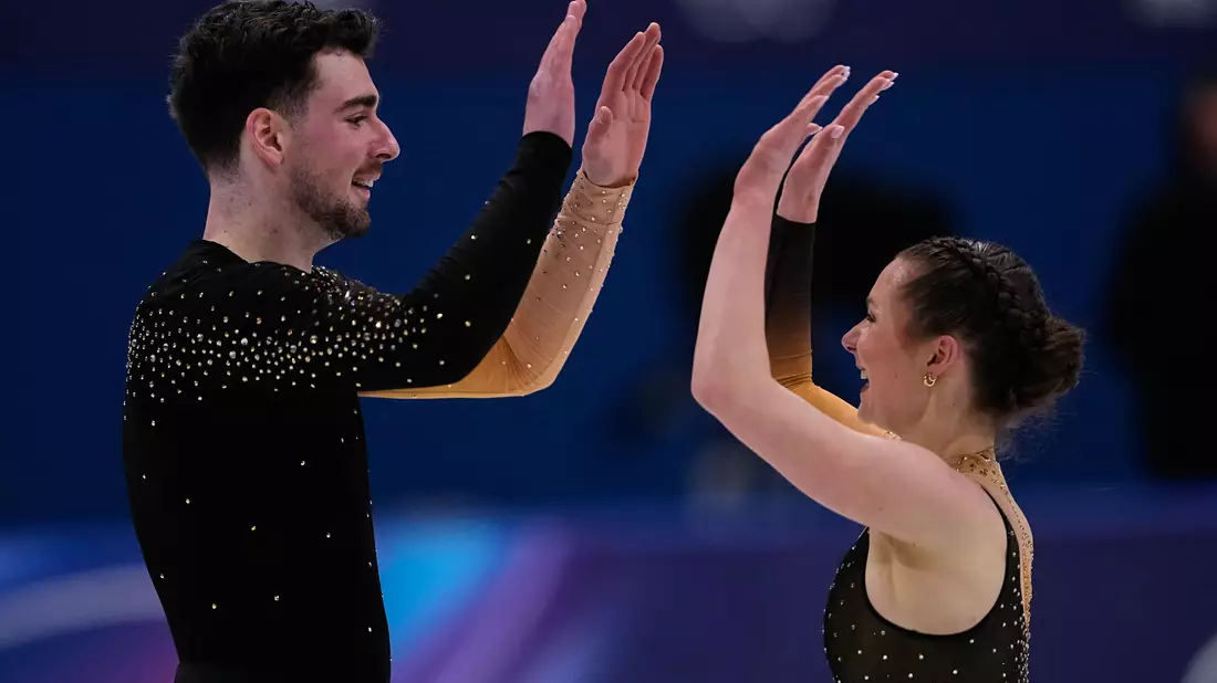 Robert Kunkel und Annika Hocke waren zufrieden mit ihrer Leistung, aber nicht mit der Bewertung der Preisrichter. - Bild: Ashley Landis/AP/dpa