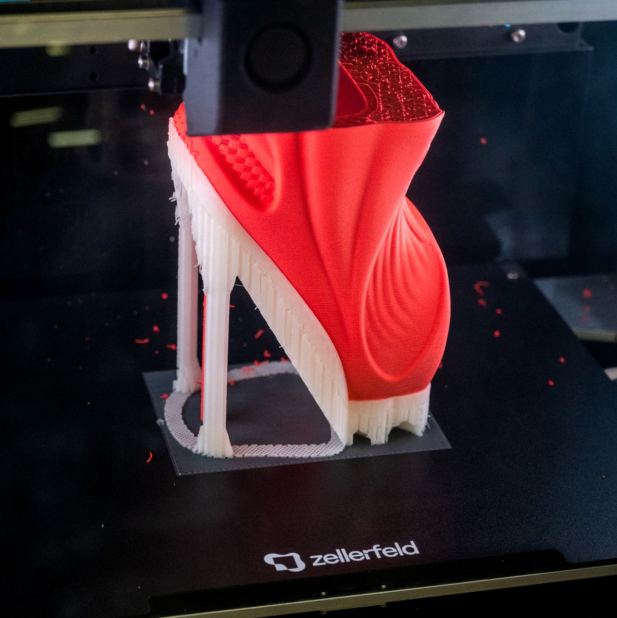 Mittlerweile die Firma Zellerfeld hunderte Drucker in Hamburg stehen. - Foto: Daniel Bockwoldt/dpa/Daniel Bockwoldt