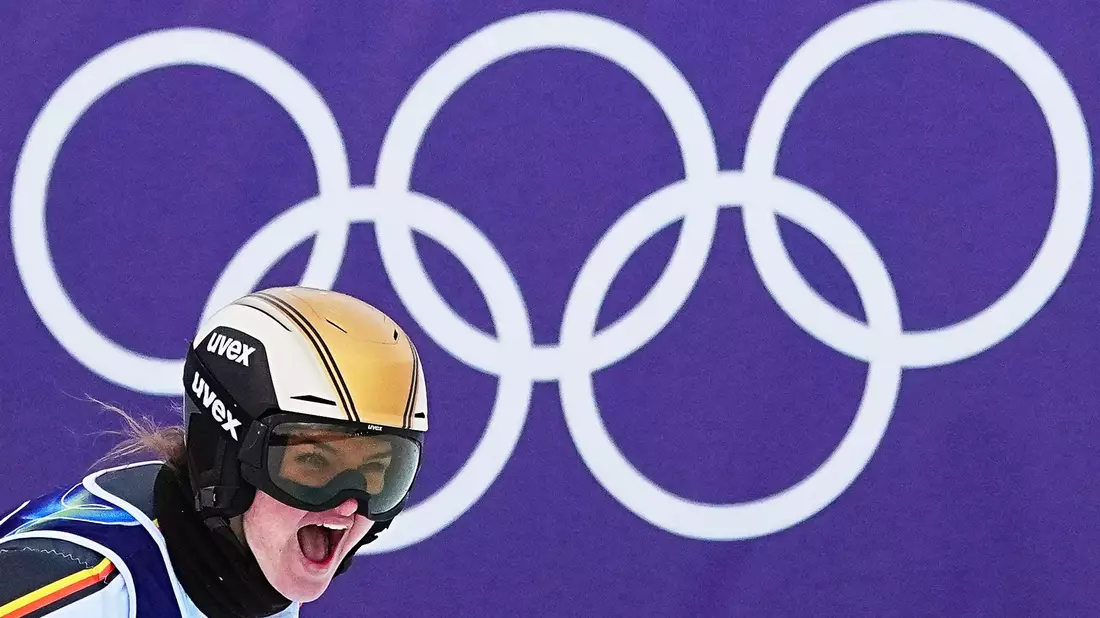 Nach zweimal Silber nun noch der Gold-Coup? Emma Aicher. - Bild: Michael Kappeler/dpa