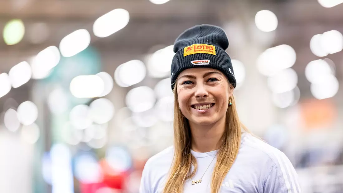 Skicrosserin Daniela Maier ist eine Kandidatin für Gold. (Archivfoto) - Bild: Daniel Karmann/dpa