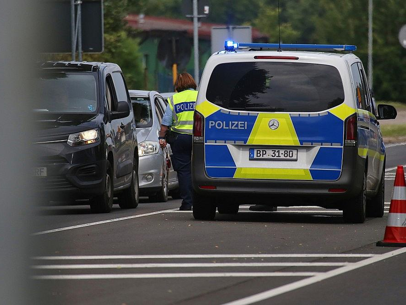 Deutsche Grenzkontrolle (Archiv) - Foto: via dts Nachrichtenagentur