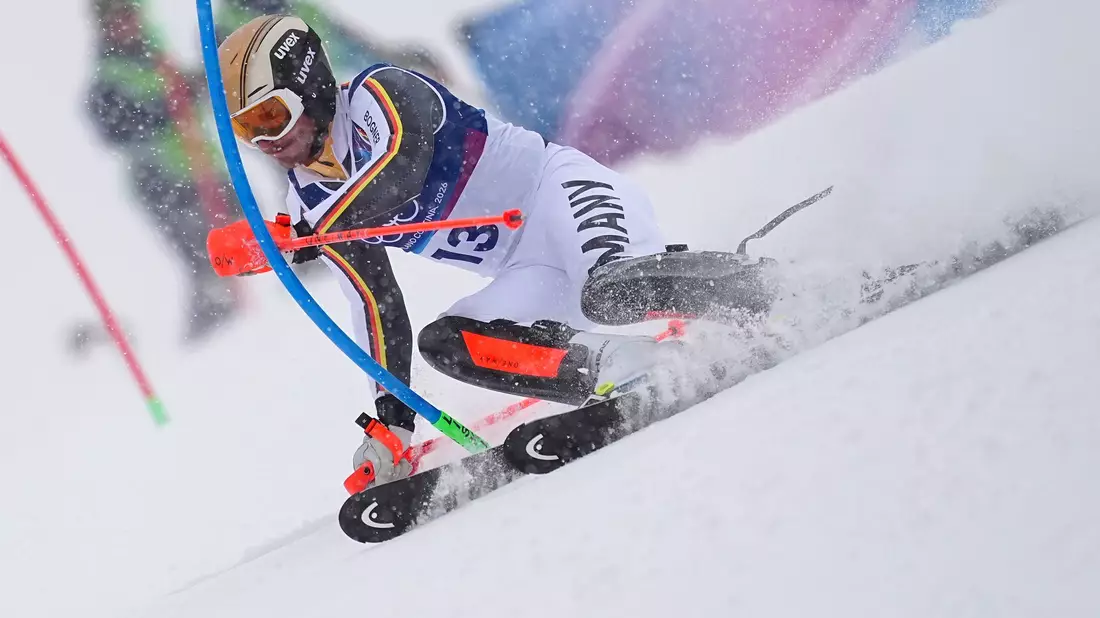 Linus Straßer hat im Olympia-Slalom nur noch geringe Medaillenchancen. - Bild: Michael Kappeler/dpa