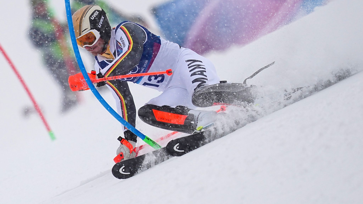 Linus Straßer hat im Olympia-Slalom nur noch geringe Medaillenchancen. - Foto: Michael Kappeler/dpa