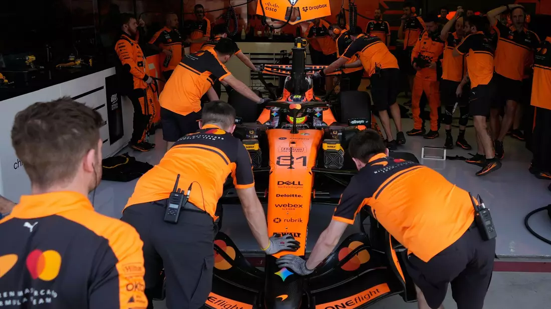 Neue Regeln? Lando Norris hat «nicht zu beklagen.» (Archivbild) - Bild: Altaf Qadri/AP/dpa