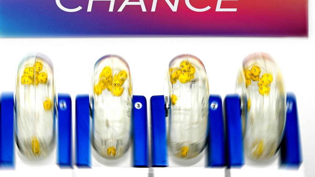 Sieger-Chance-Spielteilnehmer aus Nordrhein-Westfalen und Hessen gewinnen am Valentinstag je 5.000 Euro monatlich bis ins Jahr 2036 - Foto: presseportal.de