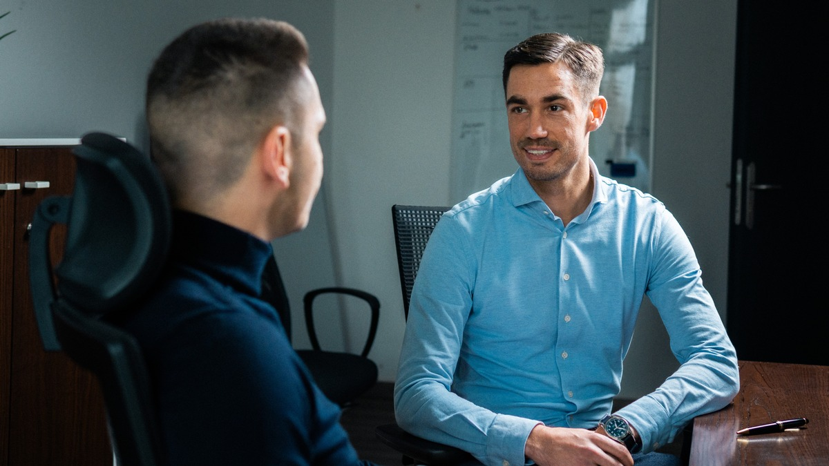 MeinMakler24 über den größten Fehler bei der PKV: Warum günstige Tarife später teuer werden können - Foto: presseportal.de