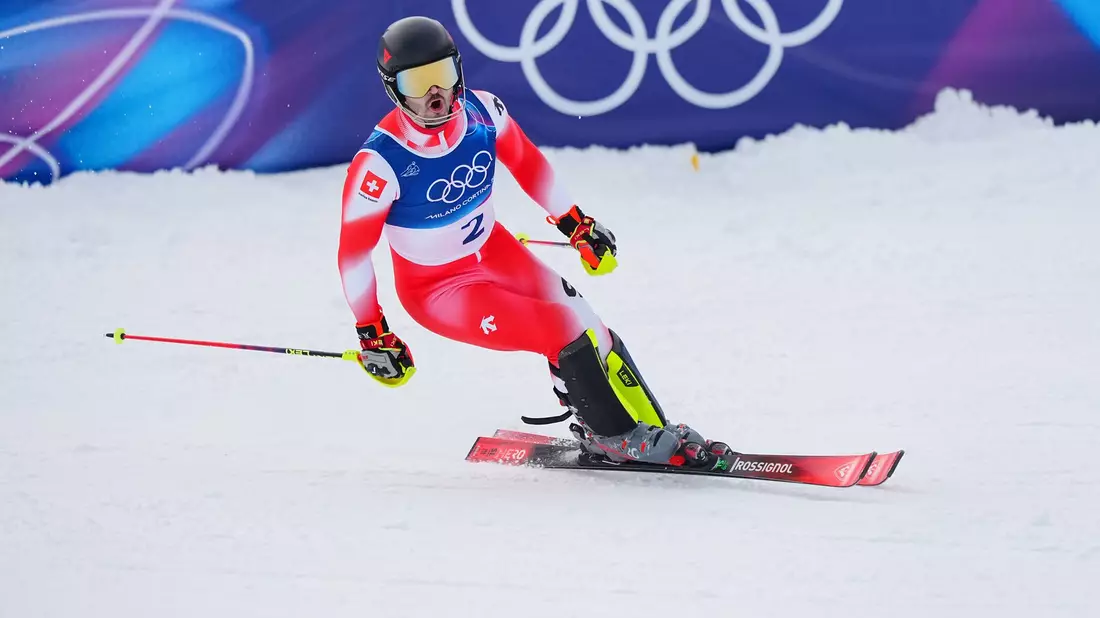 Holte seine dritte Medaille bei den Spielen in Italien: Loic Meillard. - Bild: Michael Kappeler/dpa