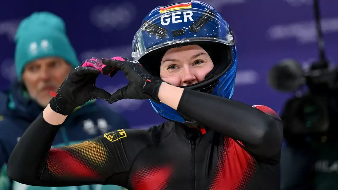 Laura Nolte stand im Monobob als Führende im letzten Lauf unter Druck. - Bild: Robert Michael/dpa