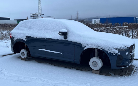 POL-MI: Felgendiebstahl an Neuwagen - Foto: presseportal.de