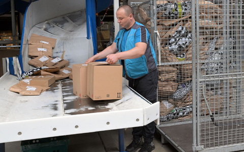 Zu den Branchen, in denen besonders viele ukrainische Männer hierzulande beschäftigt sind, zählen Verkehr und Logistik, Produktion und Technik sowie das Baugewerbe. (Archivfoto) - Foto: Michael Bahlo/dpa