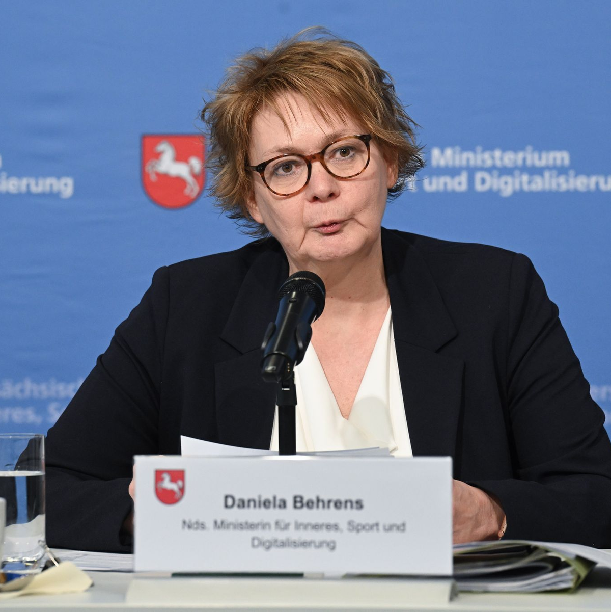 «Die Bewertung des Verfassungsschutzes ist eindeutig: Die größte Gefahr für unsere Gesellschaft geht vom Rechtsextremismus aus und die AfD Niedersachsen ist nach der Einstufung eindeutig diesem Phänomenbereich zuzuordnen, sagte Behrens. - Foto: Julian Stratenschulte/dpa