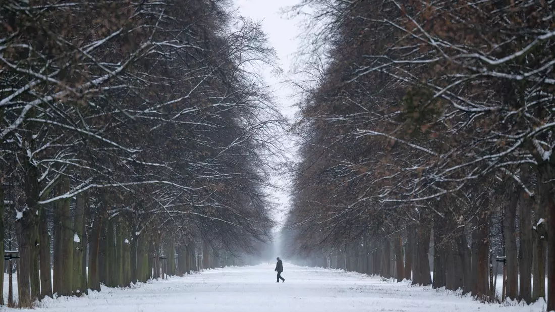 Das Wetter in Deutschland bleibt winterlich. - Bild: Sebastian Kahnert/dpa