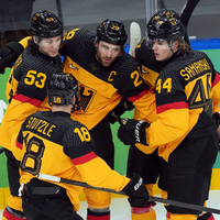 Deutschlands Eishockey-Cracks stehen im Olympia-Viertelfinale gegen die Slowakei. - Foto: Carolyn Kaster/AP/dpa
