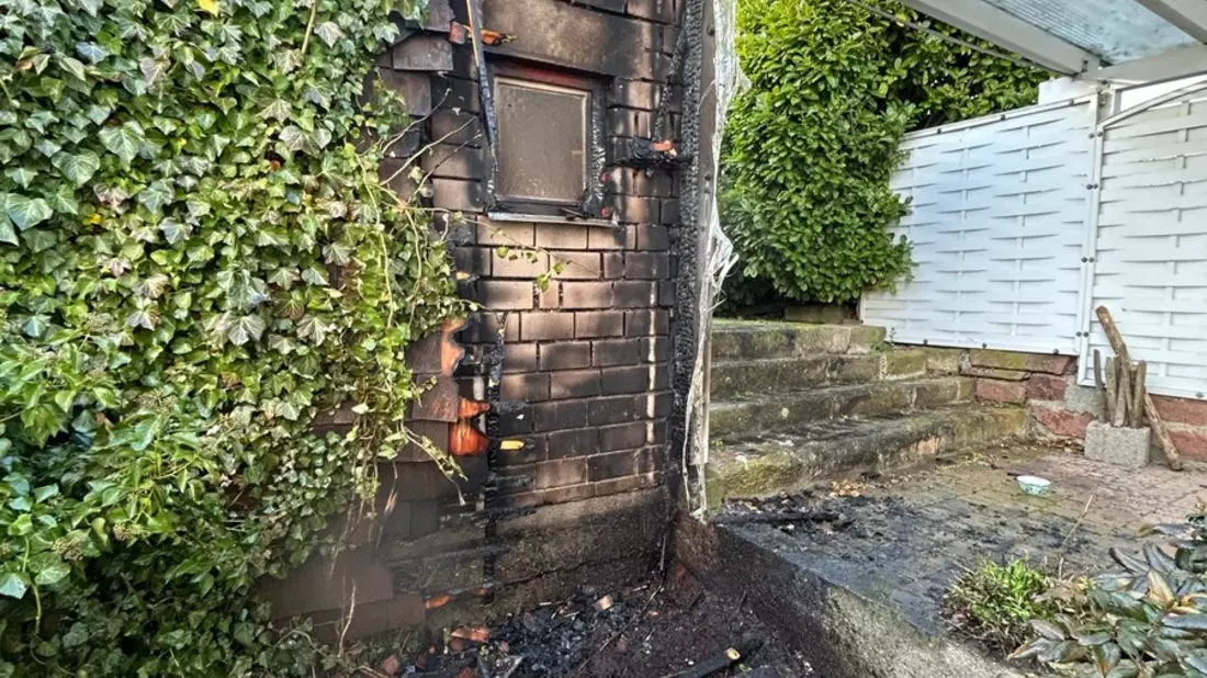 POL-PDLD: Brand an Nebengebäude - Bild: presseportal.de