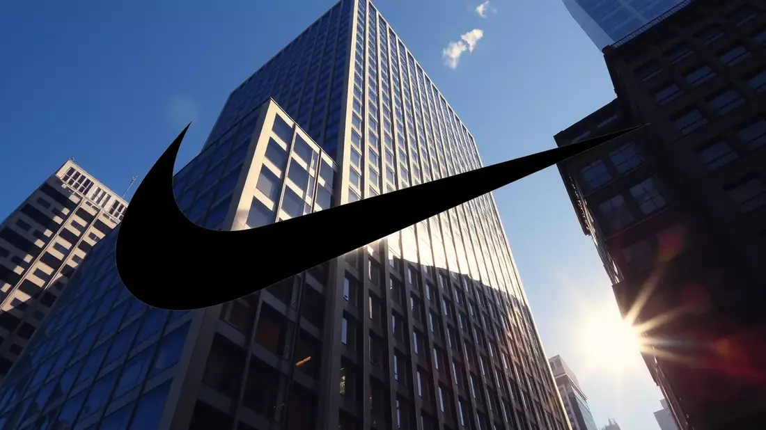 Nike en Transformación: El Desafío de Recuperar el Impulso Illustration mit AI erstellt übermittelt durch boerse-global.de