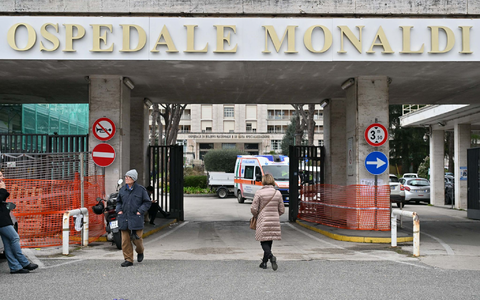 Das Schicksal des kleinen Jungen in der Monaldi-Klinik bewegt ganz Italien.  - Foto: Felice De Martino/IPA via ZUMA Press/dpa