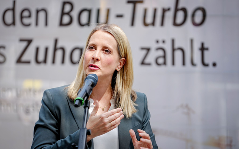 Die Bundesregierung will mit einem «Bau-Turbo» über schnellere Genehmigungen den schleppenden Wohnungsbau voranbringen. (Archivbild) - Foto: Kay Nietfeld/dpa