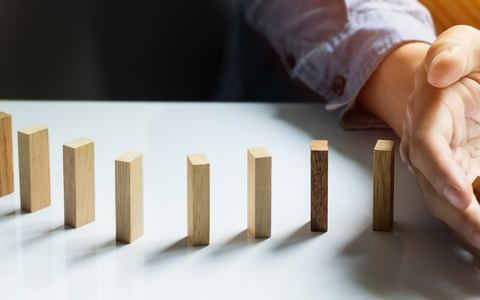 TÜV Rheinland: Gefährdungsbeurteilung und Notfallmanagement für mehr Sicherheit am Arbeitsplatz - Foto: presseportal.de
