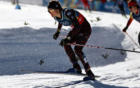 Laura Gimmler hat mit Coletta Rydzek Bronze gewonnen. - Foto: Daniel Karmann/dpa