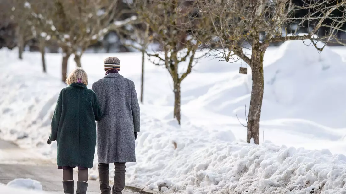 Heiraten? Nicht so wichtig. (Archivbild) - Bild: Lino Mirgeler/dpa