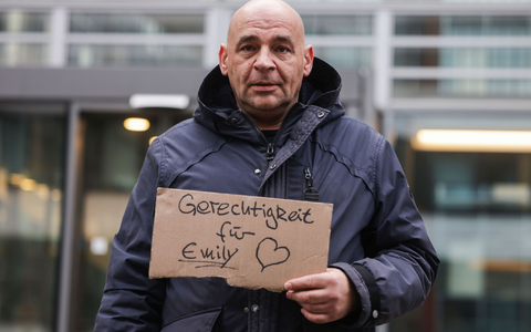 Schülerin stirbt bei Klassenfahrt nach London - Vater klagt auf Schmerzensgeld (Archivbild) - Foto: Oliver Berg/dpa