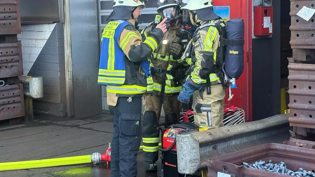 FW-PL: Ortsteil Köbbinghausen - Brand in Industriebetrieb - Bild: presseportal.de