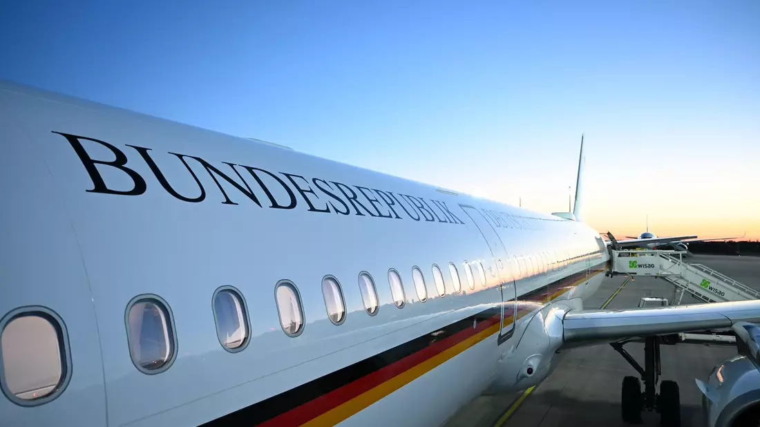 Um die Nutzung der Flugbereitschaft durch die Regierenden gibt es immer wieder Debatten. (Archivbild) - Bild: Markus Lenhardt/dpa