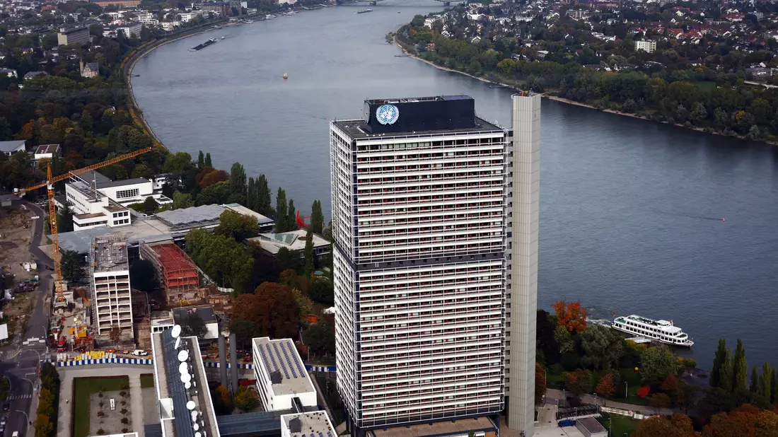 Der «Lange Eugen», das ehemalige Abgeordnetenhaus des Bonner Regierungsviertels, ist heute Teil des UN-Campus. (Archivbild) - Bild: picture alliance / dpa