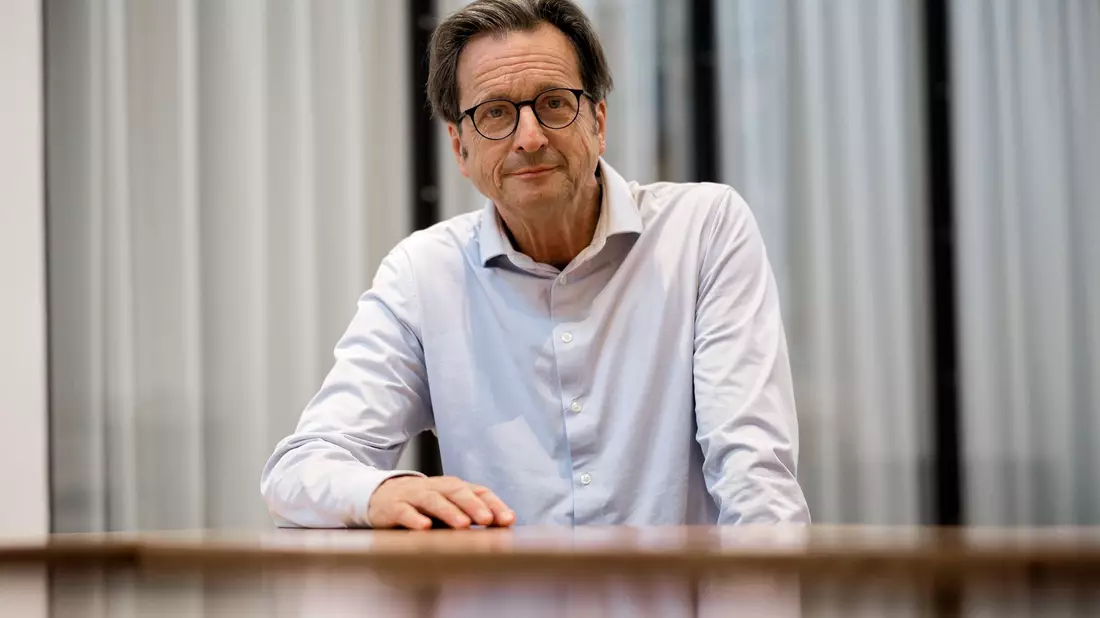 Nach Beobachtung des Psychologen Stephan Grünewald erscheint die alte Bundesrepublik in der Rückschau für viele Bürger als das verlorene Auenland. (Archivbild) - Bild: Henning Kaiser/dpa
