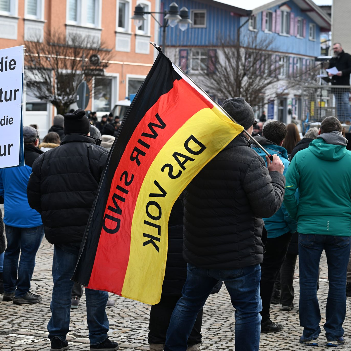 Viele in Ostdeutschland sind nicht zufrieden mit dem Funktionieren der Demokratie. (Archivbild) - Foto: Felix Kästle/dpa