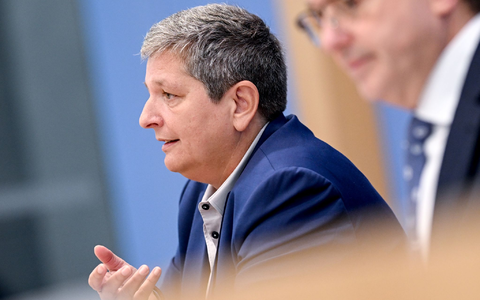 Das Bundesamt für Sicherheit in der Informationstechnik (BSI) spielt eine zentrale Rolle bei der Bewältigung von Cyber-Bedrohungen. Betreiber kritischer Infrastruktur müssen relevante Cyberangriffe dem BSI melden. (Archivfoto) - Foto: Britta Pedersen/dpa