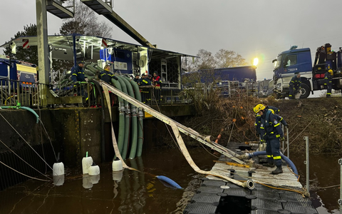 THW HH MV SH: Kreis und THW üben Schöpfwerksausfall - Foto: presseportal.de