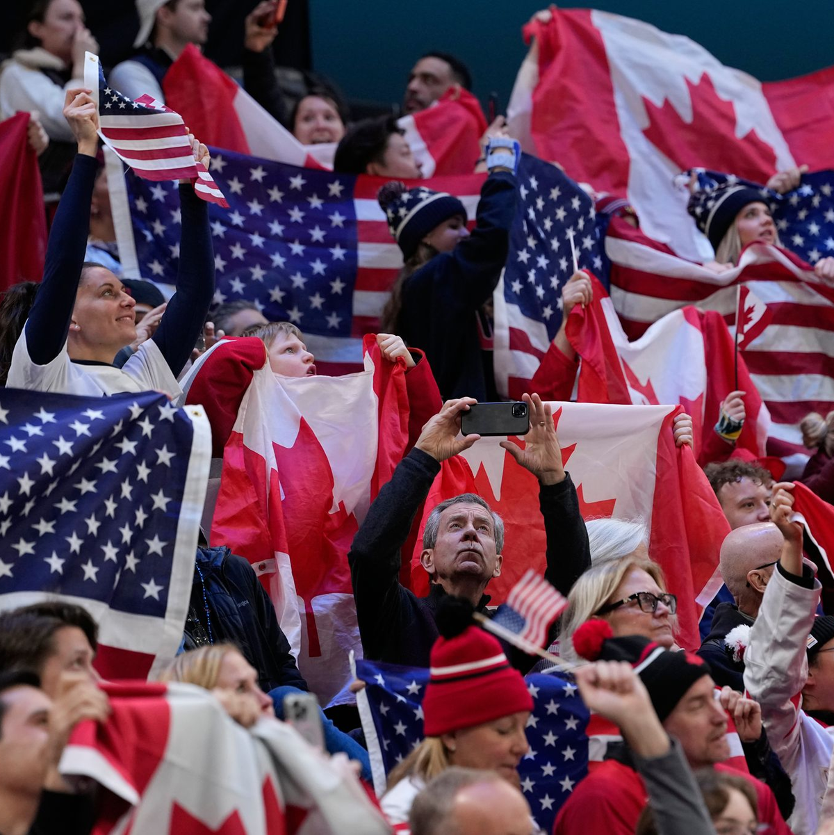 Die USA ist zum dritten Mal nach 1998 und 2018 Olympiasieger - Foto: Hassan Ammar/AP/dpa