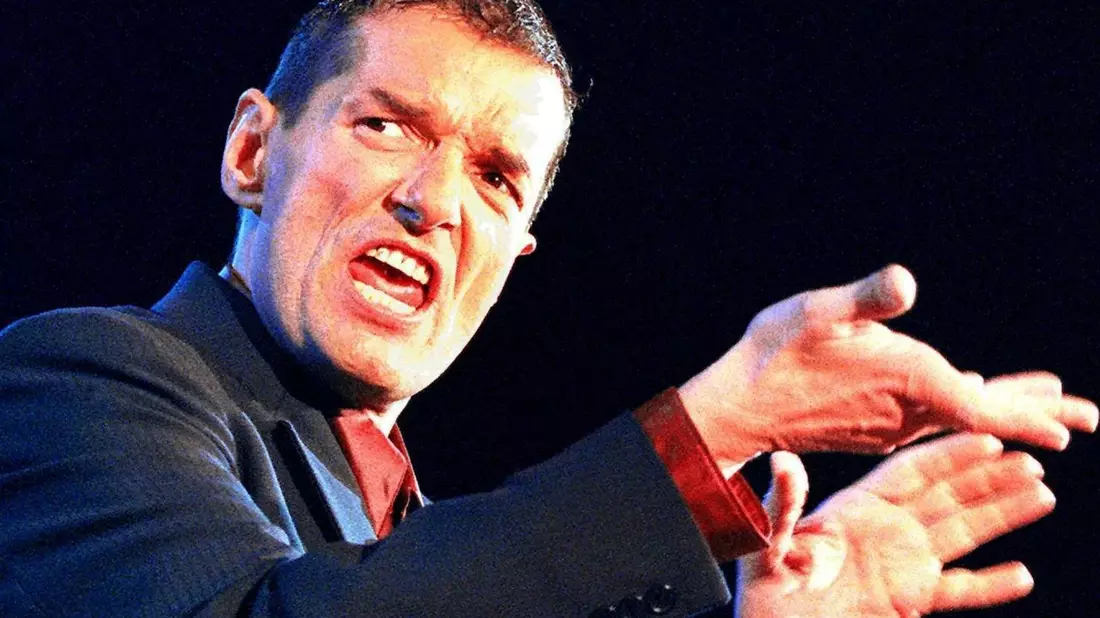 Mit Hits wie «Der Kommissar» und «Rock Me Amadeus» wurde Falco international bekannt. (Archivbild) - Bild: Herbert Pfarrhofer/APA/epa/dpa