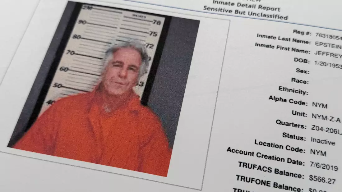 Epstein entzog sich mit seinem Tod weiteren Verfahren. (Archivbild) - Bild: Jon Elswick/AP/dpa