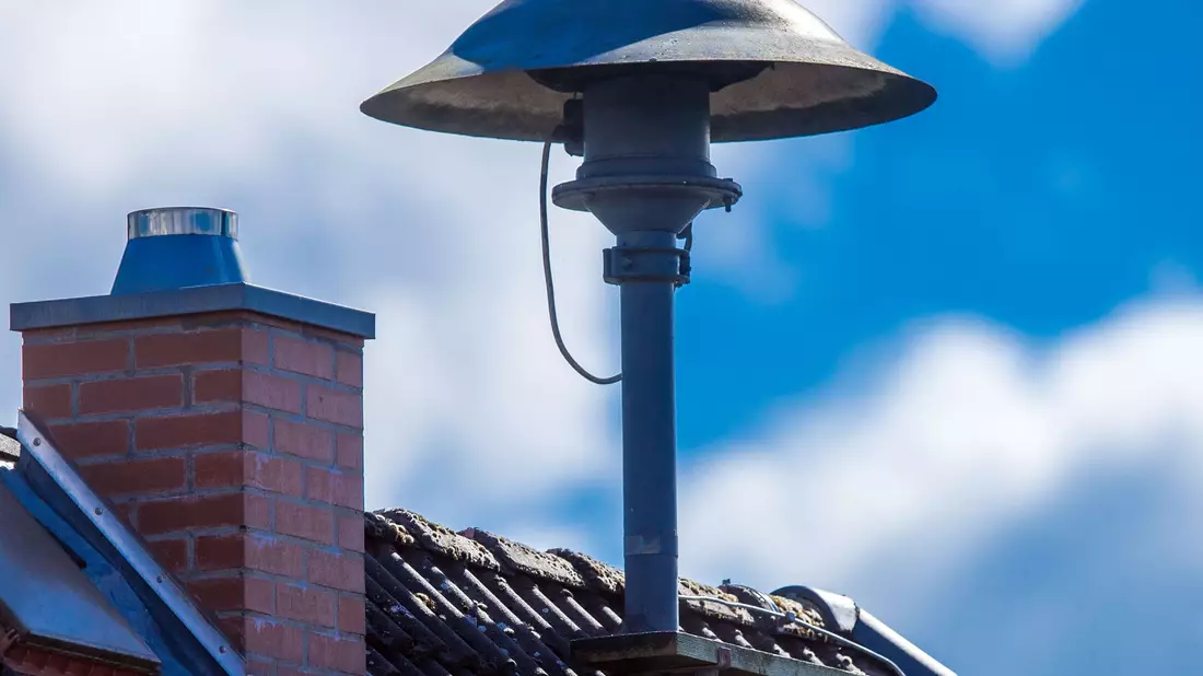 Fördergelder gibt es nur für moderne Sirenen, die sich zentral ansteuern lassen. (Symbolbild) - Bild: Jens Büttner/dpa-Zentralbild/dpa
