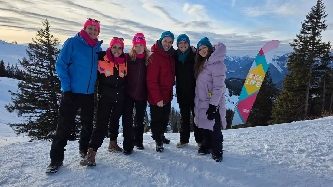KiKA LIVE Allstars: Winterspiele ab 23. Februar 2026 / Sportliche Challenges mit Clarissa Corrêa da Silva, Tierreporterin Nina und Checker Julian gegen Team KiKA LIVE - Bild: presseportal.de
