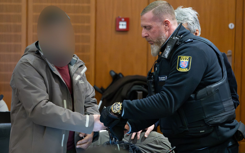 Sieben Männern wirft die Staatsanwaltschaft Mord vor. - Foto: Boris Roessler/dpa