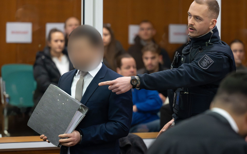 Der Prozess vor dem Landgericht Frankfurt wegen tödlicher Schüsse am Hauptbahnhof hat begonnen. - Foto: Boris Roessler/dpa