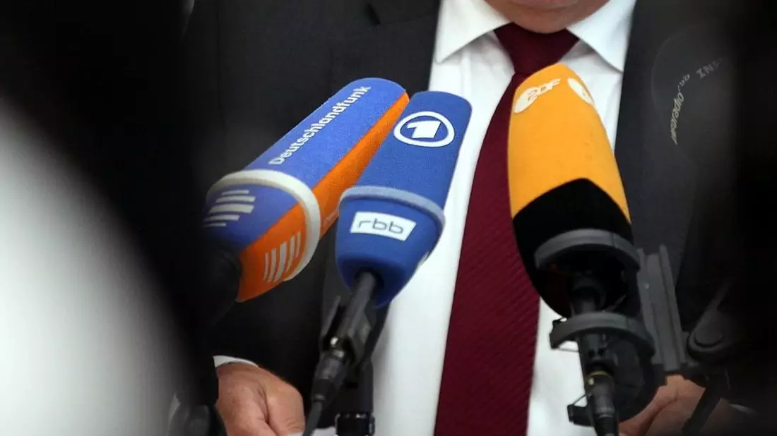 Mikrophone der Öffentlich-Rechtlichen (Archiv) - Bild: via dts Nachrichtenagentur