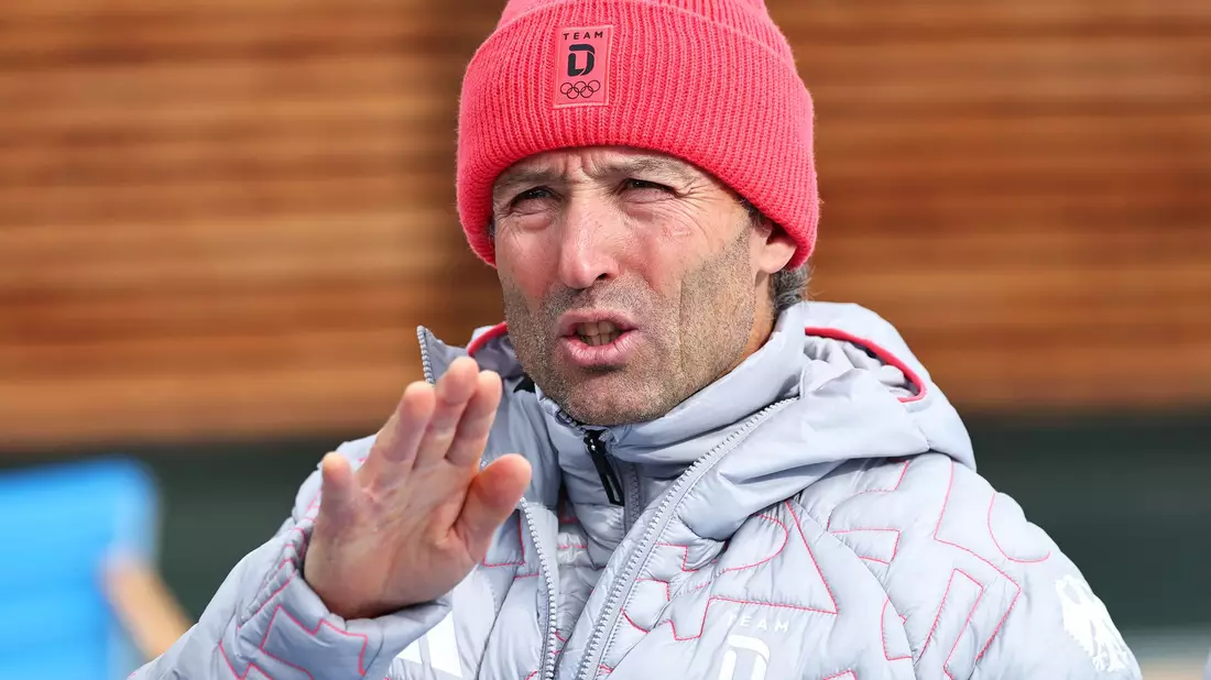 Langlauf-Teamchef Peter Schlickenrieder gefällt das norwegische Sportsystem. (Archivbild) - Bild: Daniel Karmann/dpa