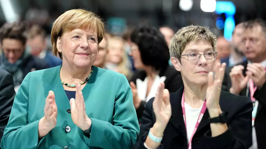 Ex-Kanzlerin Merkel besuchte erstmals seit Jahren wieder einen CDU-Parteitag.  - Bild: Kay Nietfeld/dpa