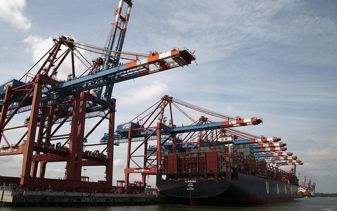 Containerschiff (Archiv) - Foto: via dts Nachrichtenagentur