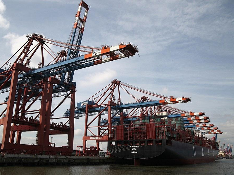 Containerschiff (Archiv) - Foto: via dts Nachrichtenagentur